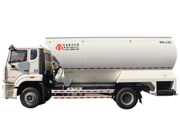 25方全混合日粮撒料车