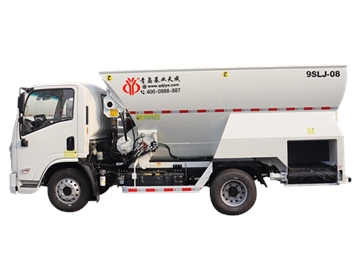 8方全混合日粮撒料车