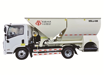 8方犊牛颗粒车