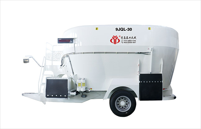 32m³撒料车